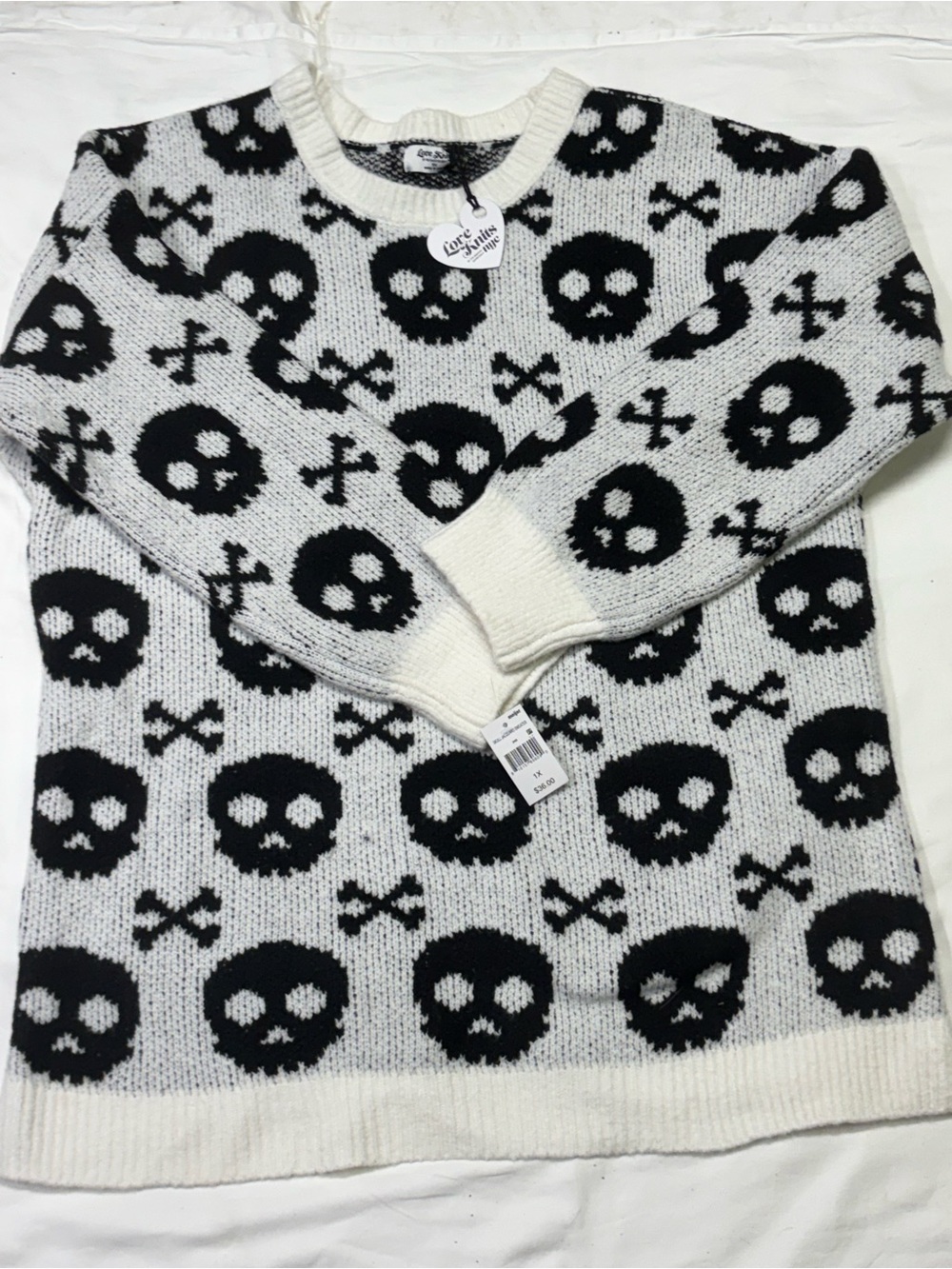 Skull Print Crewneck Sweater - White/Black